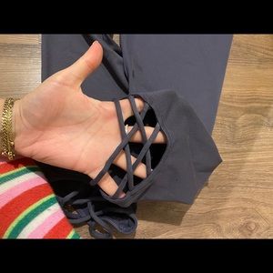 Really cute 3/4 dark lilac leggings